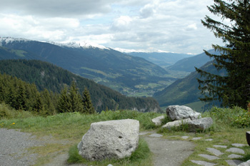 ... und schon geht es wieder runten Richtung Mittersill und nach Zell am See ...