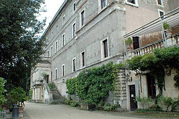 ... das Schloss ...