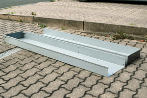 Wir verkaufen dieses Bott Fahrzeug-Einbausystem